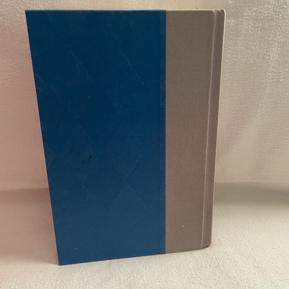 Scholastic Harry Potter Book Collection - Used 2 - 5 ( 5 has no cover ) - Picture 15 of 15